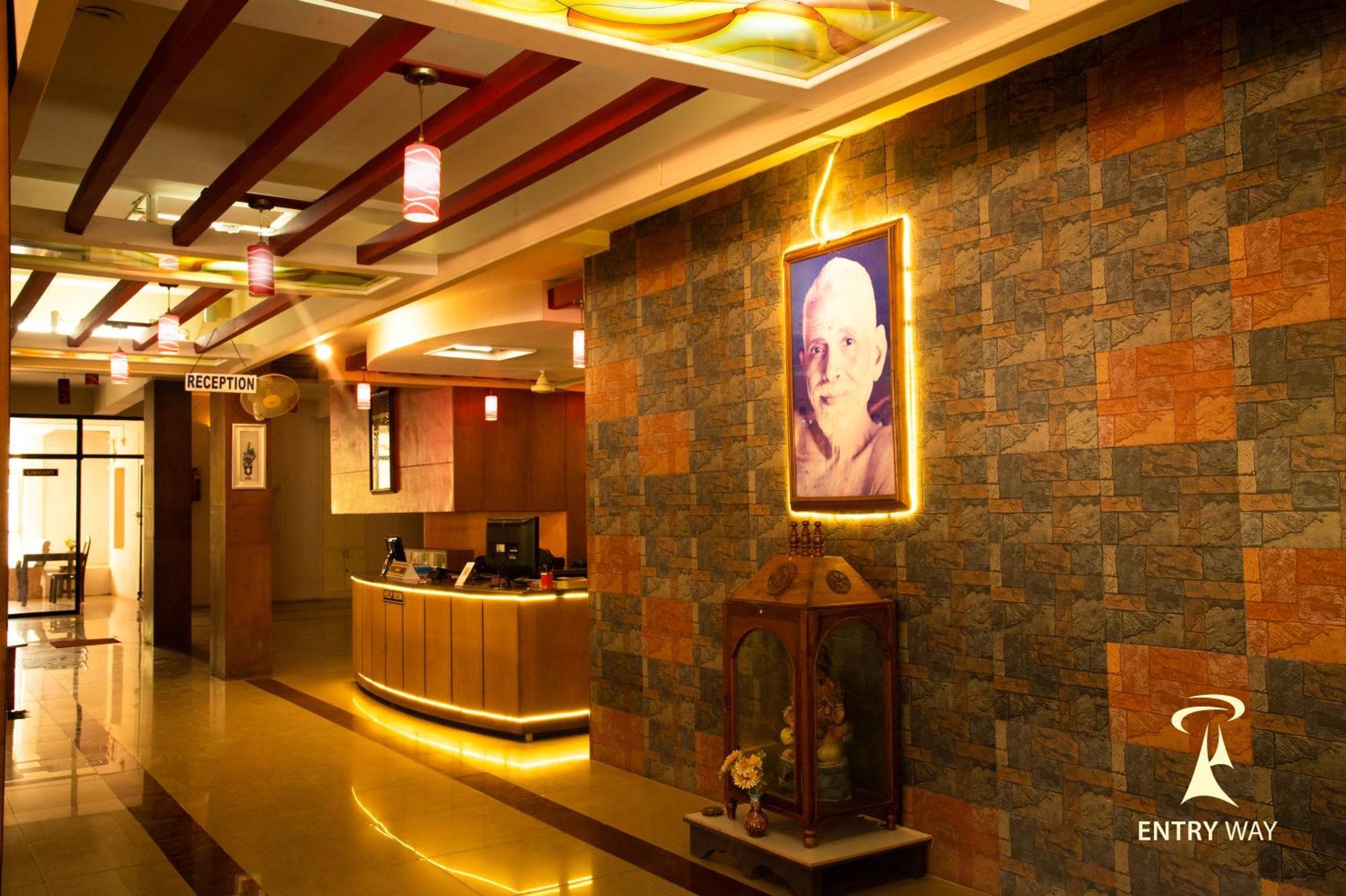 Apartmán Ramana Towers Tiruvannāmalai Exteriér fotografie