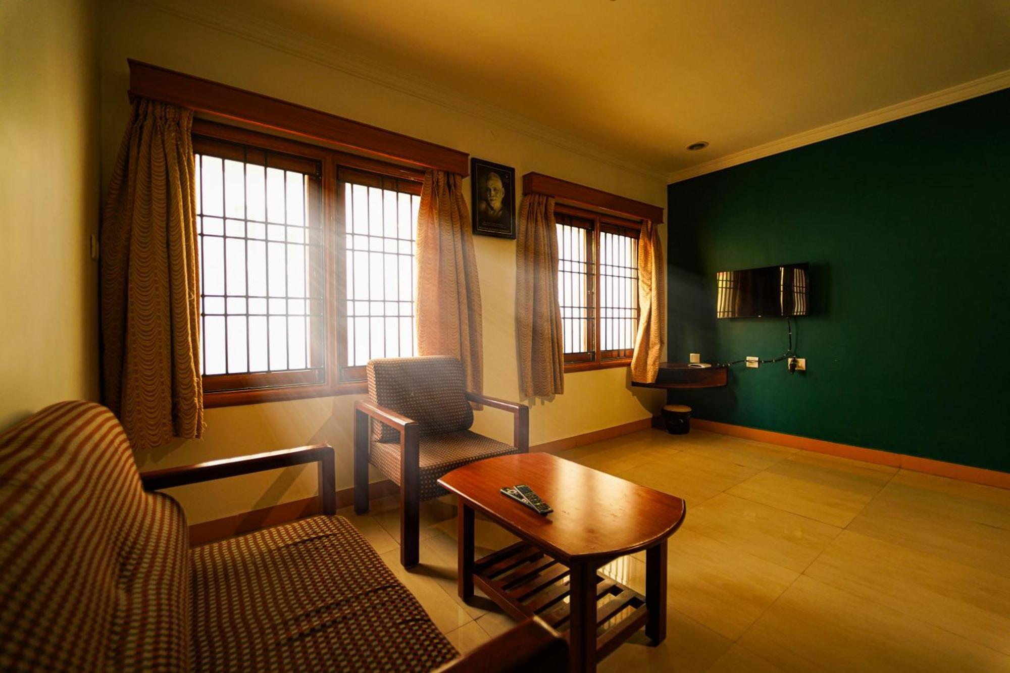 Apartmán Ramana Towers Tiruvannāmalai Exteriér fotografie